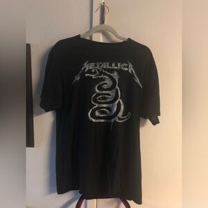 Authentic Metallica Coiled Snake Tee - 833 *tee deal $20 or $15 w/offer